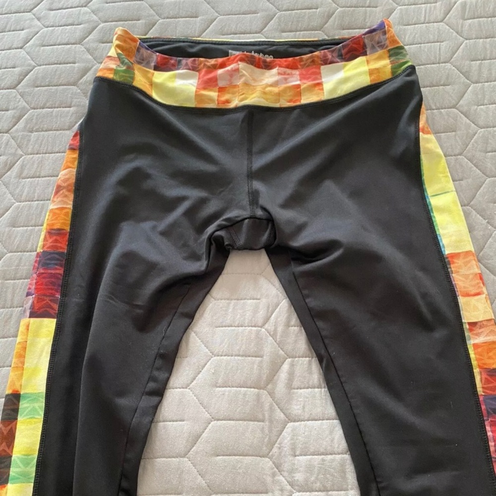 LulaRoe Jade Workout Capri Leggings Large